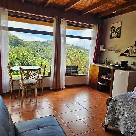 Monteluna Studios Monteverde 外观 照片