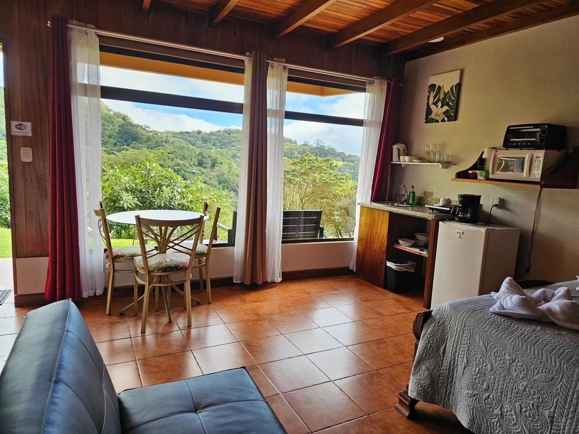 Monteluna Studios Monteverde 外观 照片