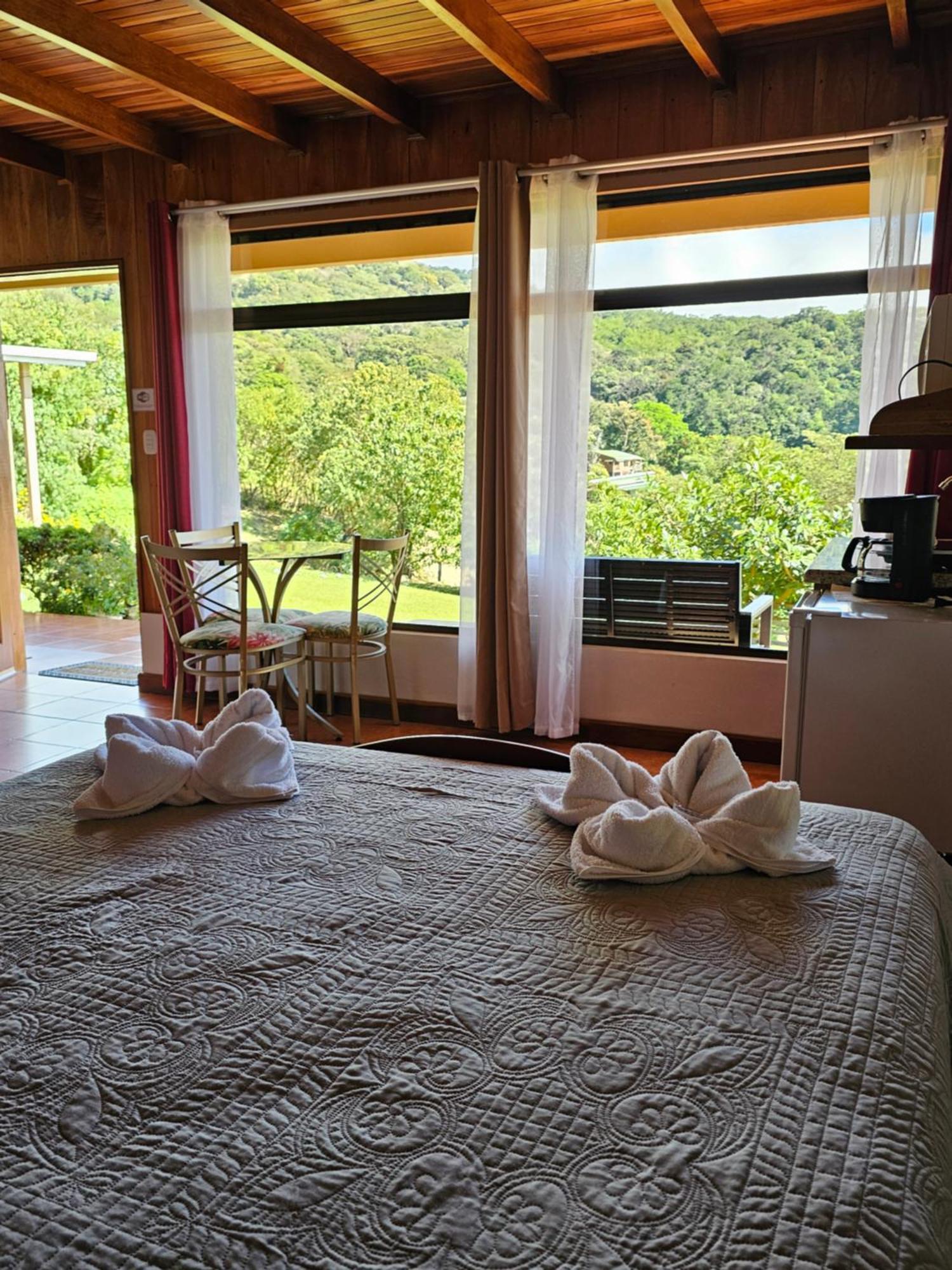 Monteluna Studios Monteverde 外观 照片